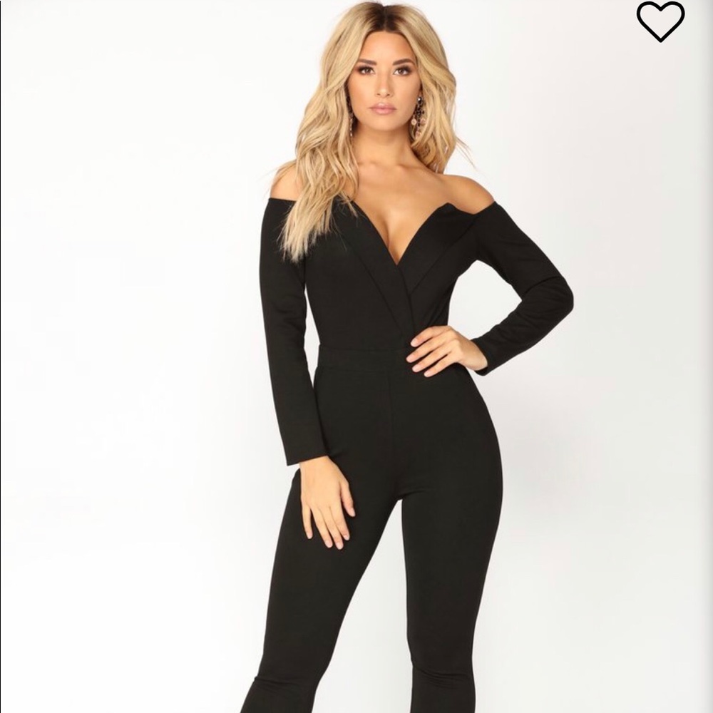 Fashion Nova Promotion Tuxedo jumpsuit women’s M